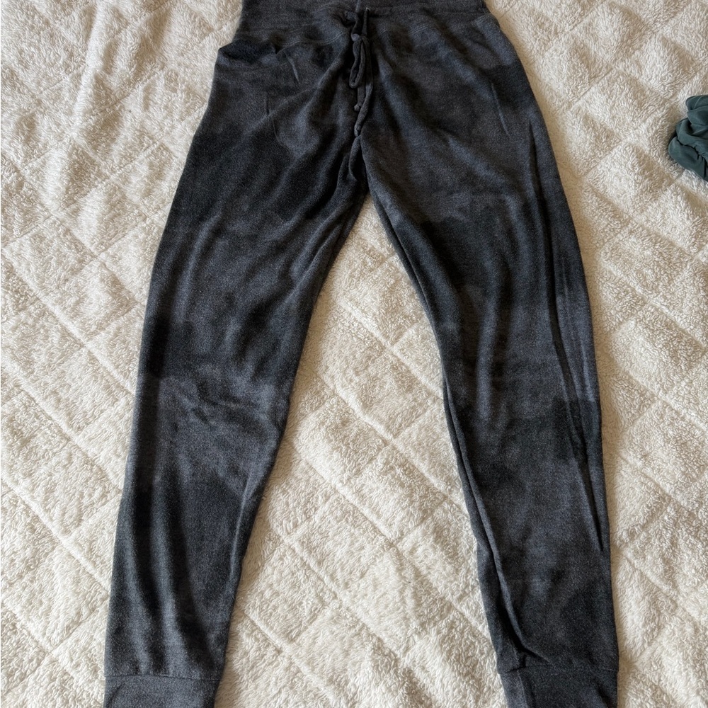 Beyond Yoga Charcoal Joggers